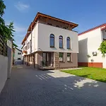 Unique And Cozy Aparthotel In Brasov